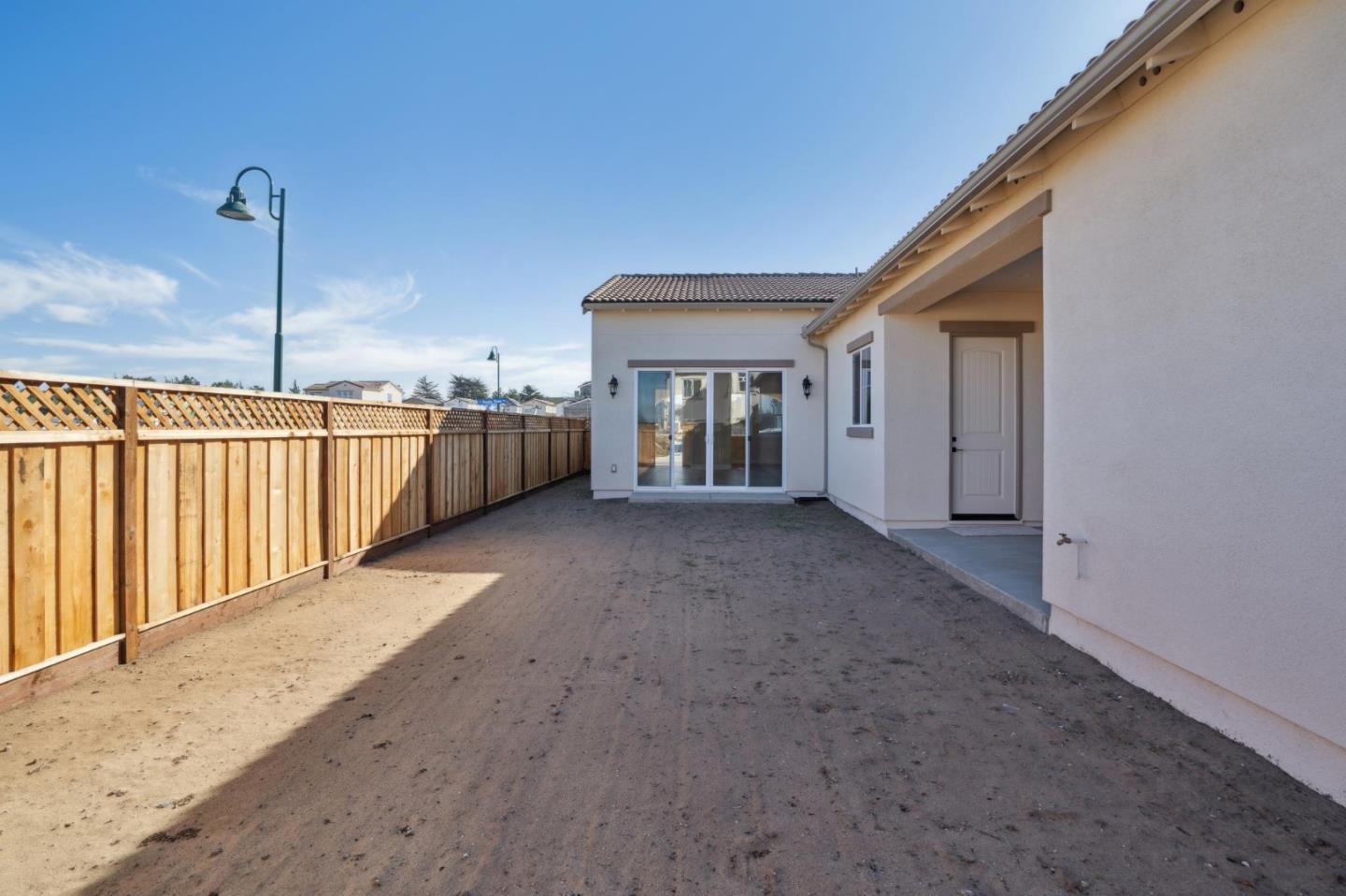 Detail Gallery Image 24 of 50 For 609 Santa Ynez Way, Marina,  CA 93933 - 2 Beds | 2 Baths