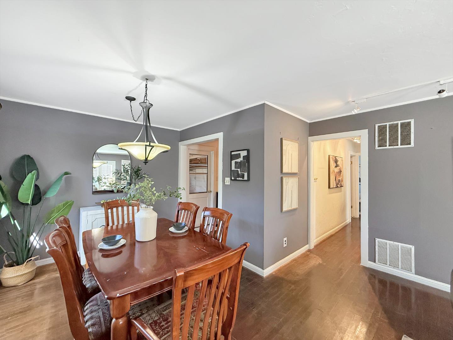 Detail Gallery Image 29 of 40 For 1170 Steinway Ave, Campbell,  CA 95008 - 3 Beds | 1 Baths