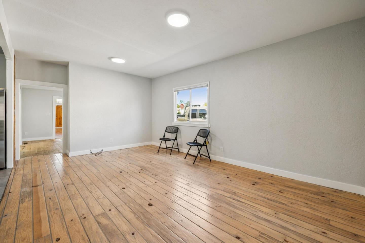 Detail Gallery Image 17 of 49 For 2330 35th Ave, Oakland,  CA 94601 - 3 Beds | 2 Baths