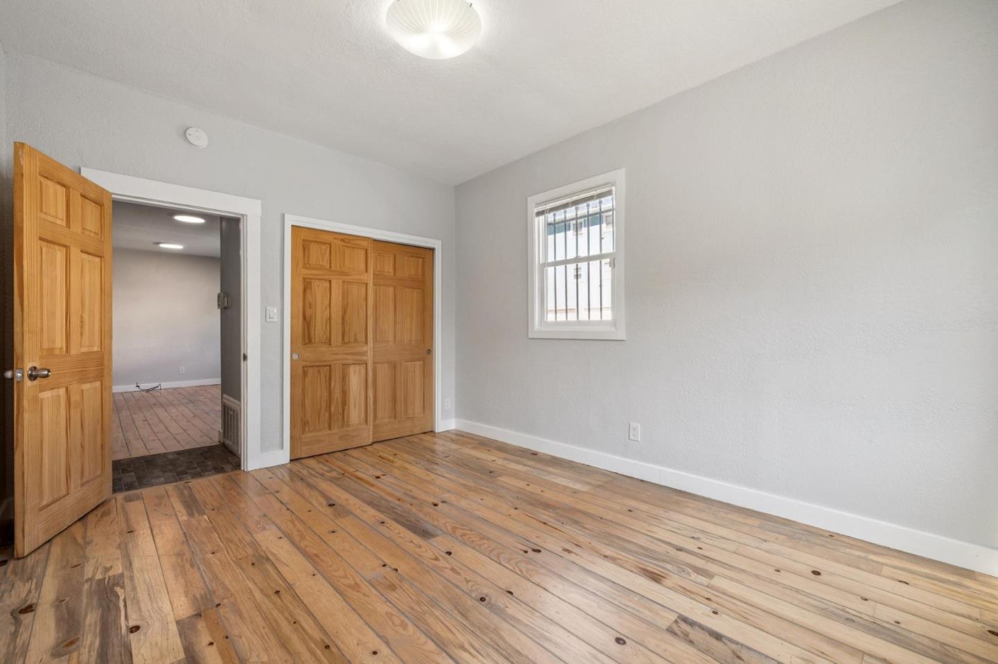 Detail Gallery Image 37 of 49 For 2330 35th Ave, Oakland,  CA 94601 - 3 Beds | 2 Baths