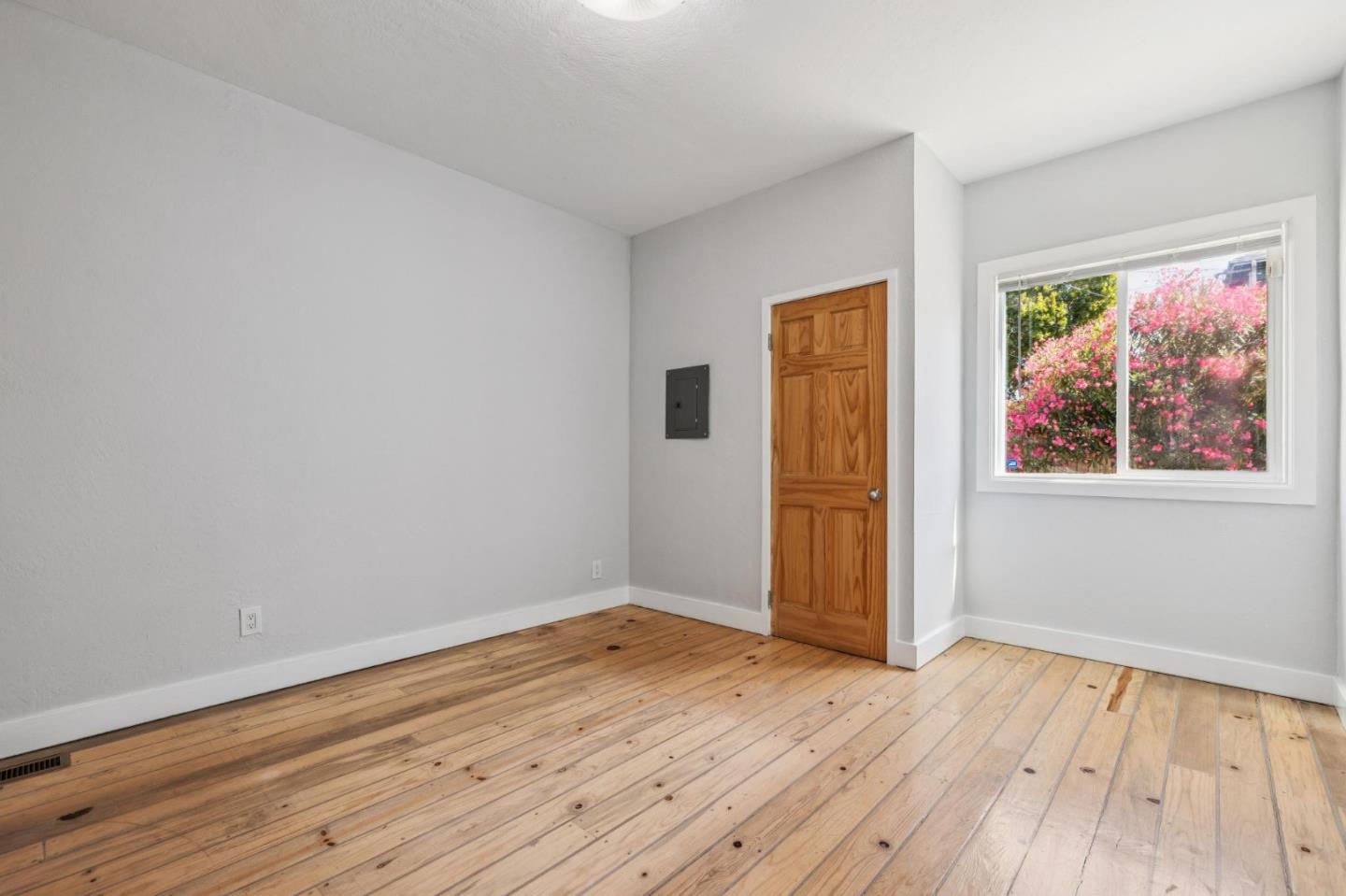 Detail Gallery Image 41 of 49 For 2330 35th Ave, Oakland,  CA 94601 - 3 Beds | 2 Baths