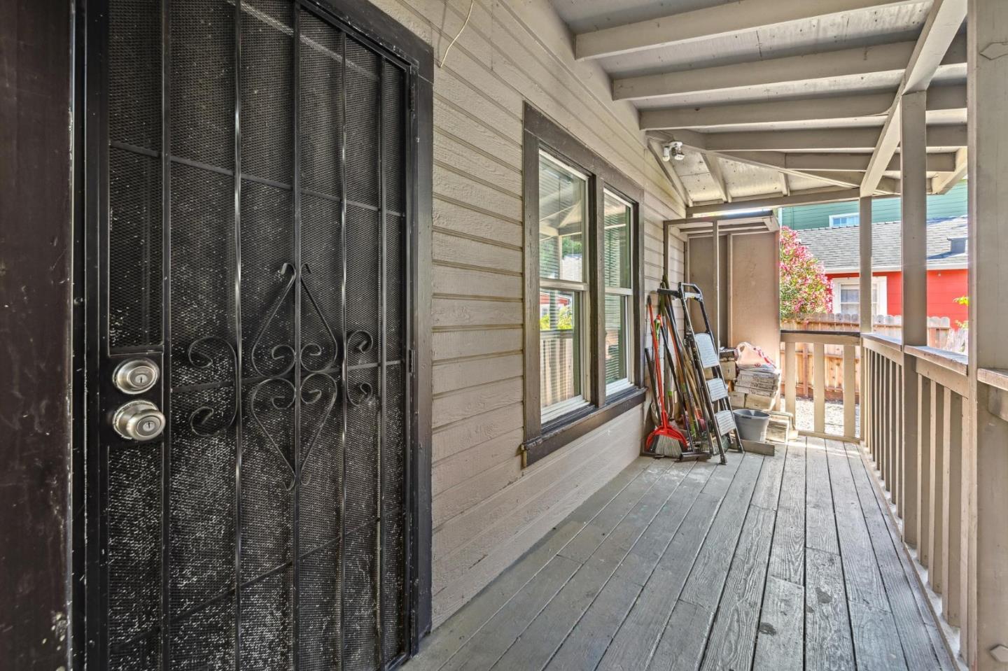 Detail Gallery Image 44 of 49 For 2330 35th Ave, Oakland,  CA 94601 - 3 Beds | 2 Baths