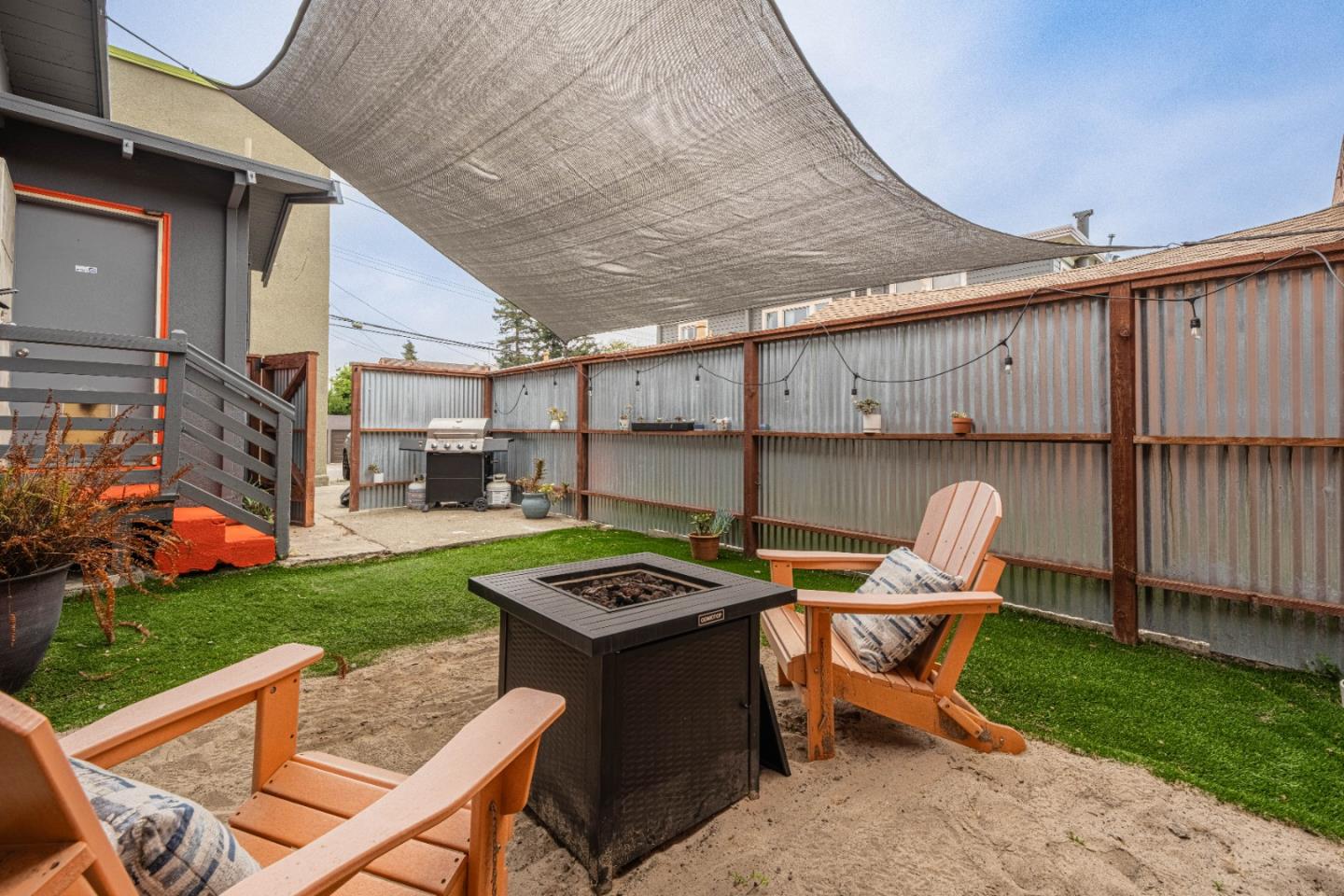 Detail Gallery Image 21 of 25 For 4211 Martin Luther King Jr Way, Oakland,  CA 94609 - 2 Beds | 1 Baths