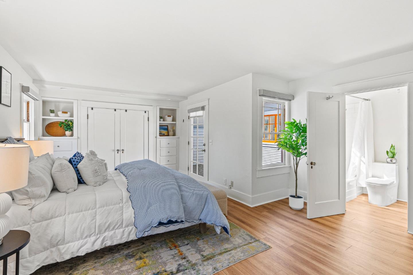 Detail Gallery Image 12 of 31 For 791 Spruce Ave, Pacific Grove,  CA 93950 - 4 Beds | 2 Baths