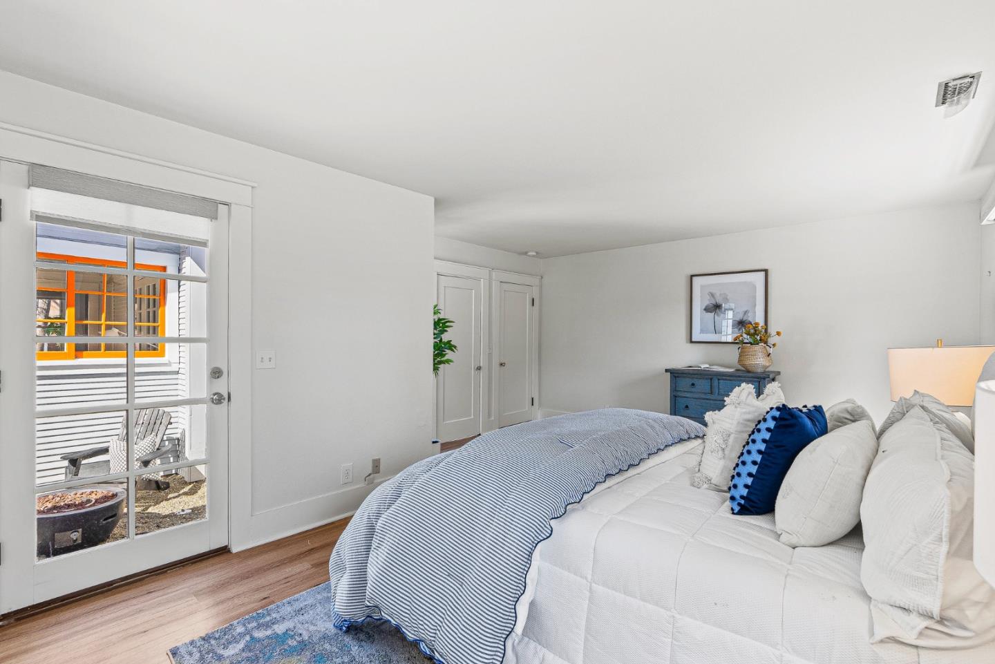 Detail Gallery Image 13 of 31 For 791 Spruce Ave, Pacific Grove,  CA 93950 - 4 Beds | 2 Baths