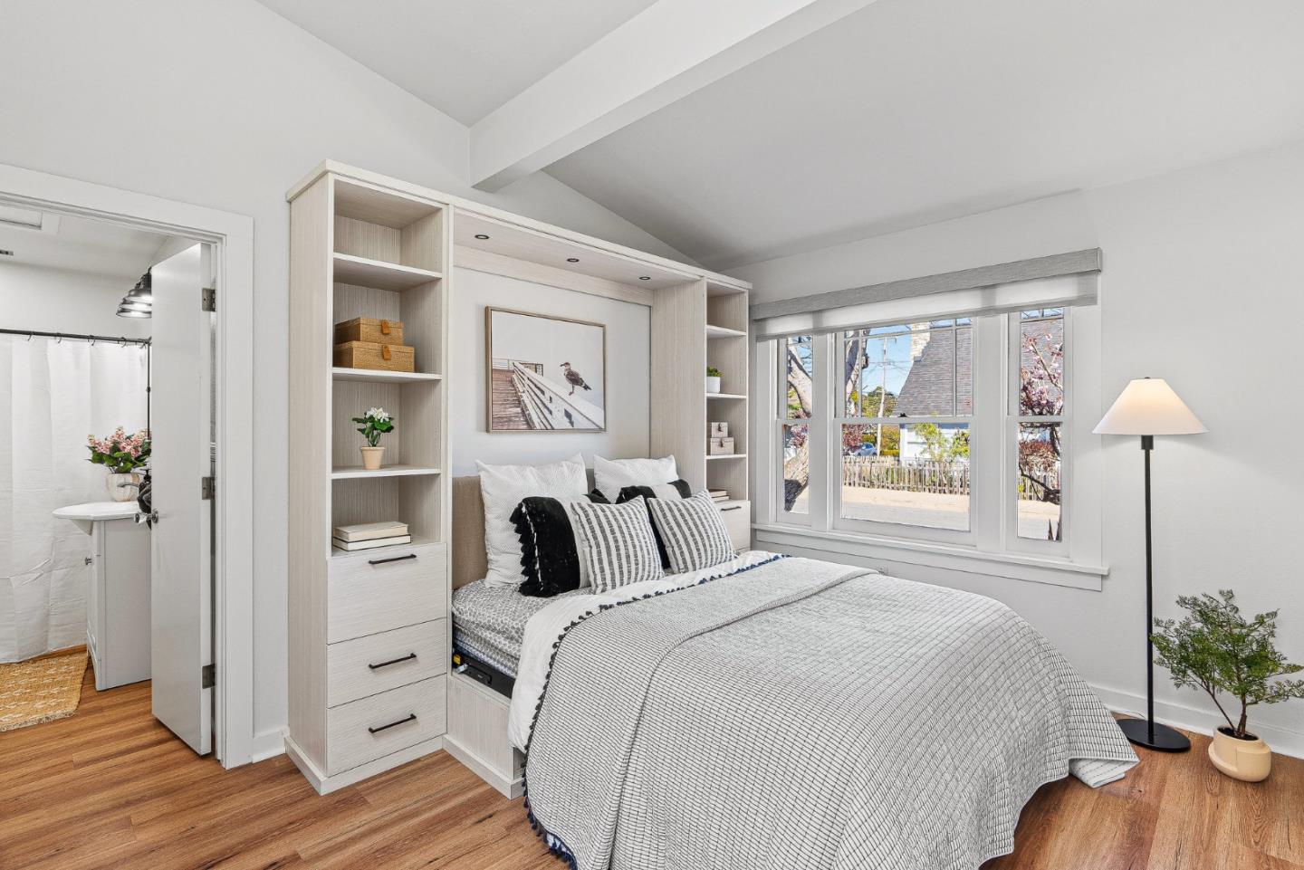 Detail Gallery Image 17 of 31 For 791 Spruce Ave, Pacific Grove,  CA 93950 - 4 Beds | 2 Baths