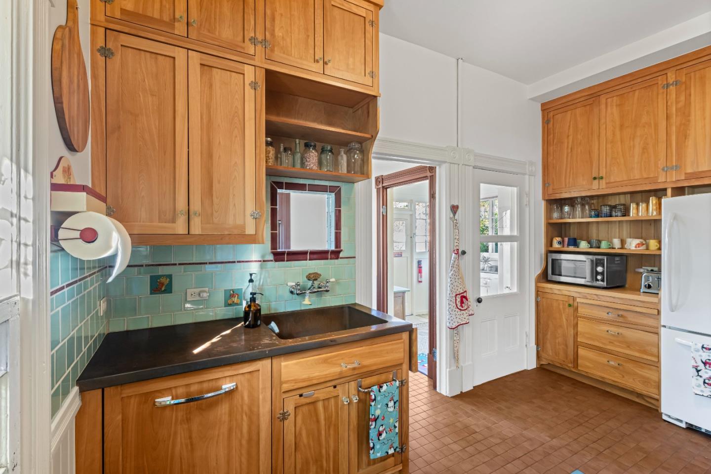 Detail Gallery Image 13 of 29 For 1065 Harrison St, Santa Clara,  CA 95050 - 2 Beds | 1/1 Baths