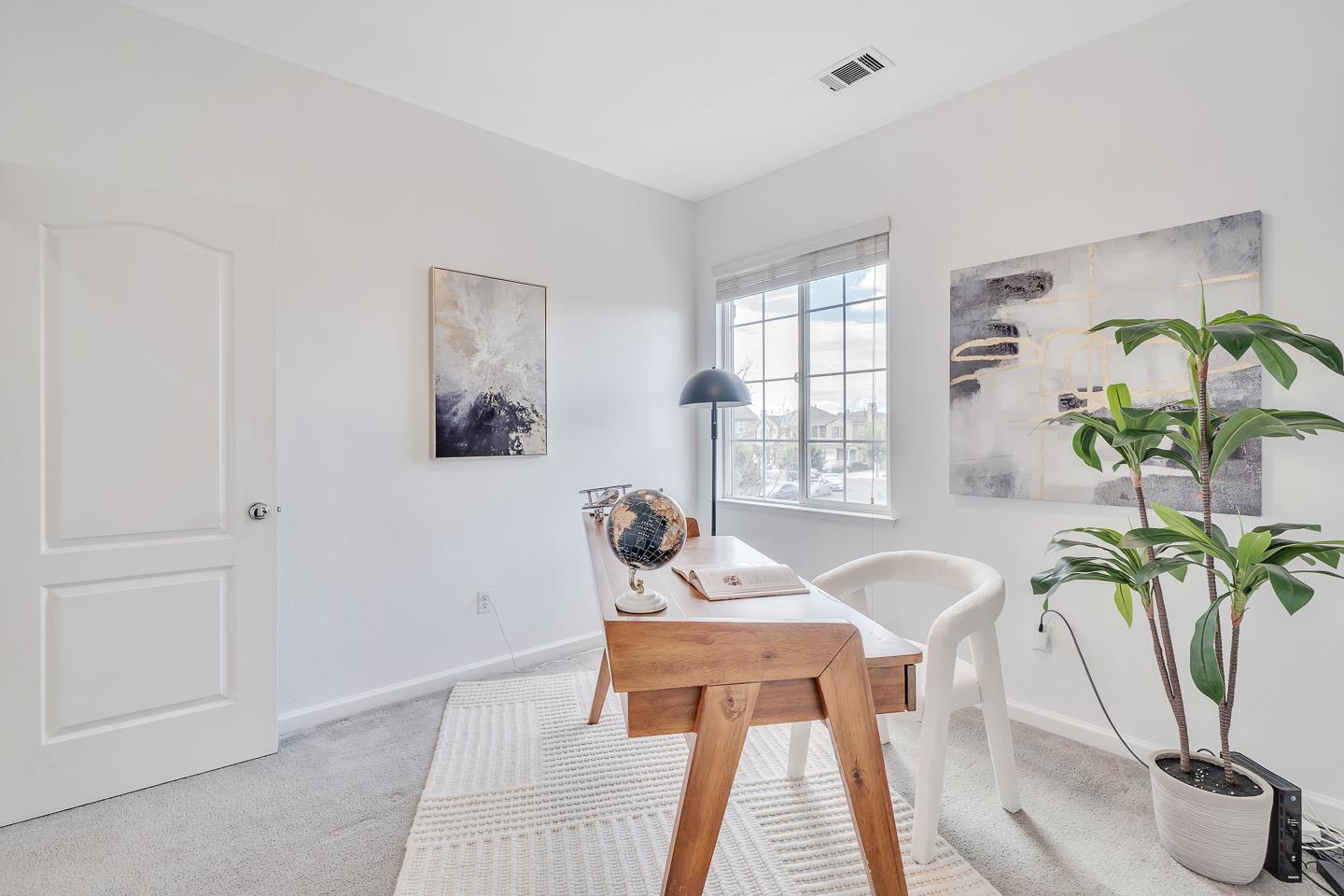 Detail Gallery Image 17 of 39 For 1070 Bramblewood Ln, San Jose,  CA 95131 - 5 Beds | 4 Baths