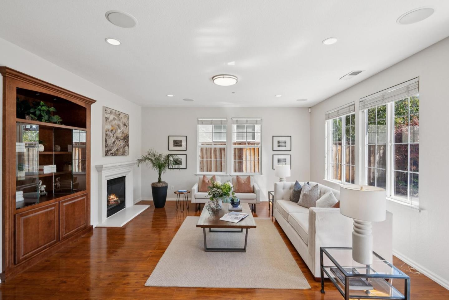 Detail Gallery Image 20 of 54 For 126 Bellflower Ln, Union City,  CA 94587 - 5 Beds | 3 Baths