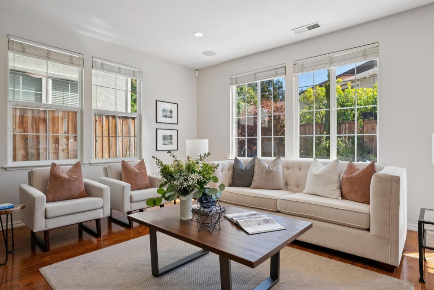 Detail Gallery Image 23 of 54 For 126 Bellflower Ln, Union City,  CA 94587 - 5 Beds | 3 Baths