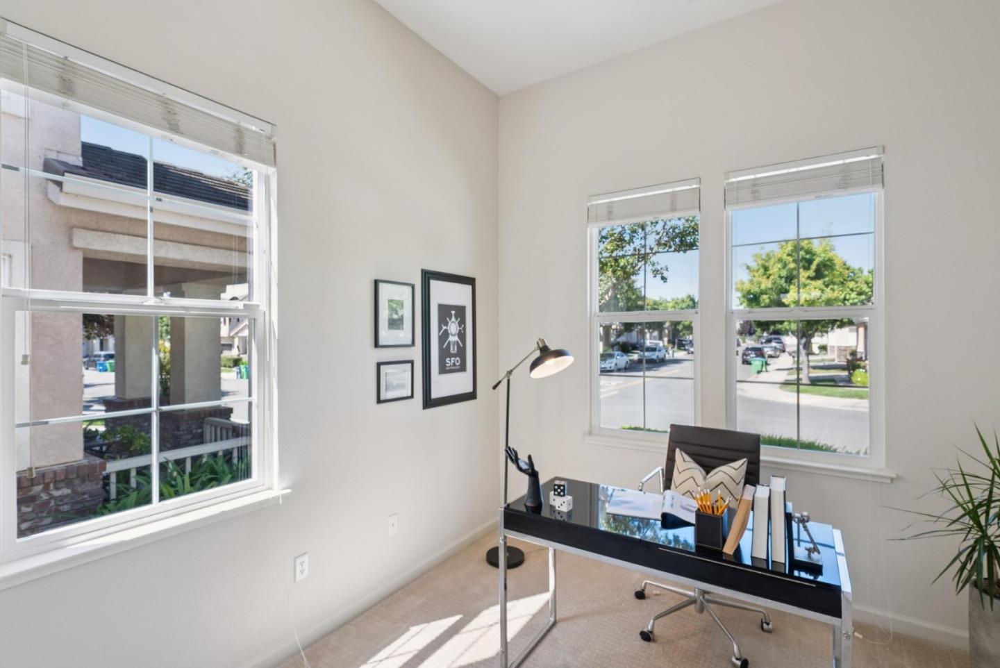 Detail Gallery Image 6 of 54 For 126 Bellflower Ln, Union City,  CA 94587 - 5 Beds | 3 Baths