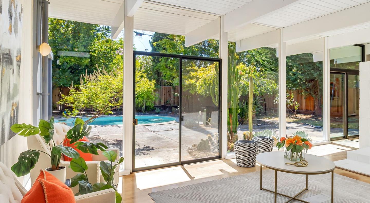 Detail Gallery Image 2 of 36 For 418 Ferne Ave, Palo Alto,  CA 94306 - 4 Beds | 2 Baths
