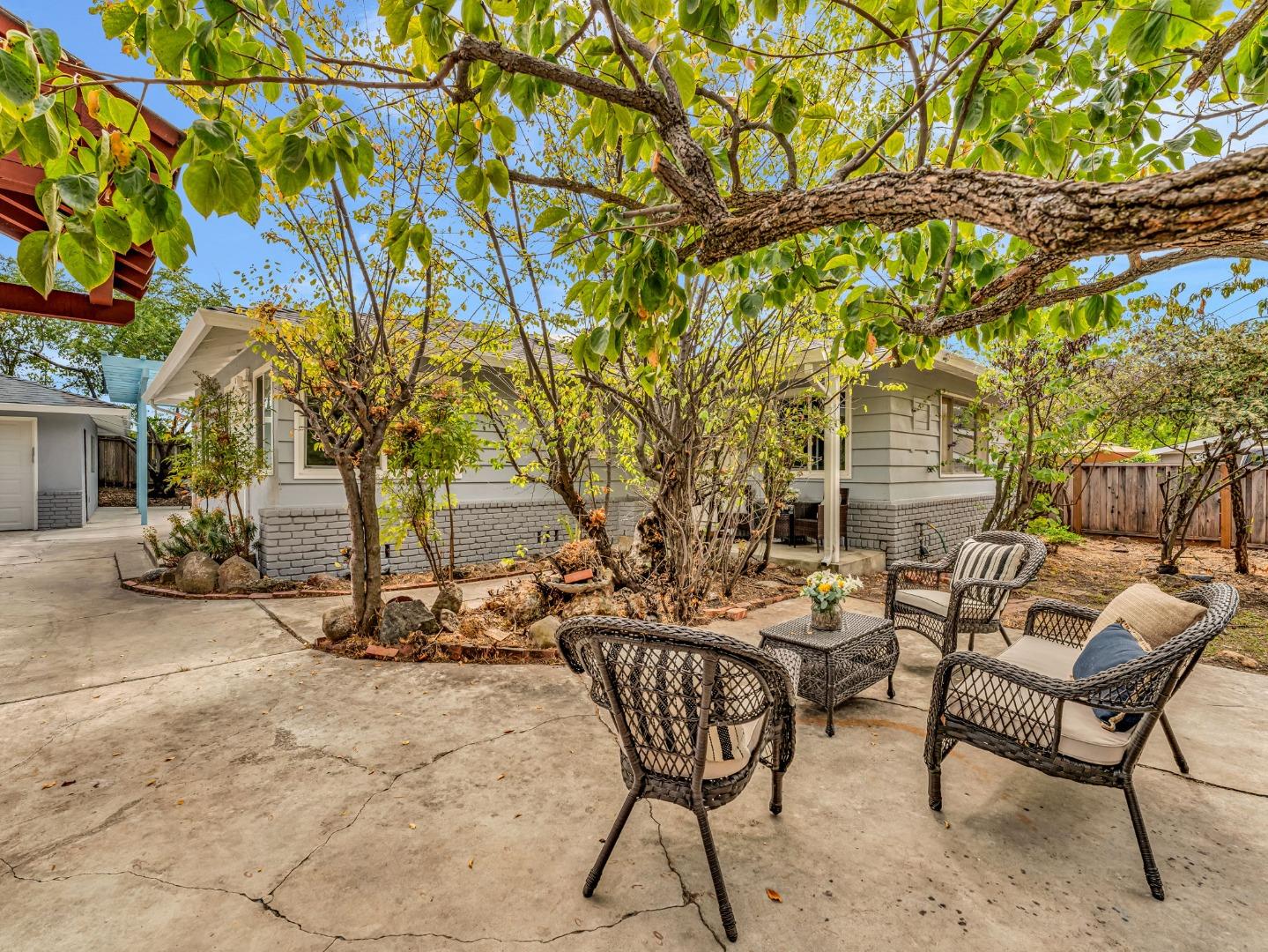 Detail Gallery Image 26 of 30 For 15040 Penitencia Creek Rd, San Jose,  CA 95132 - 3 Beds | 2 Baths