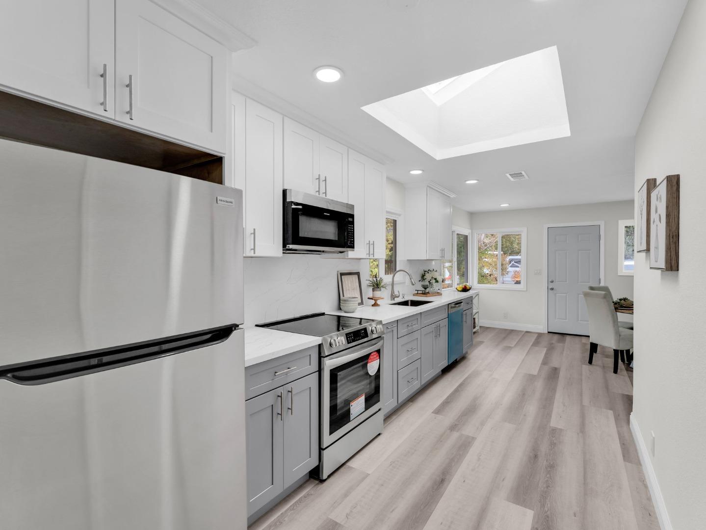 Detail Gallery Image 3 of 30 For 15040 Penitencia Creek Rd, San Jose,  CA 95132 - 3 Beds | 2 Baths