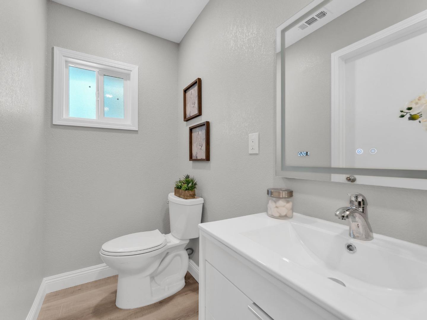 Detail Gallery Image 8 of 30 For 15040 Penitencia Creek Rd, San Jose,  CA 95132 - 3 Beds | 2 Baths