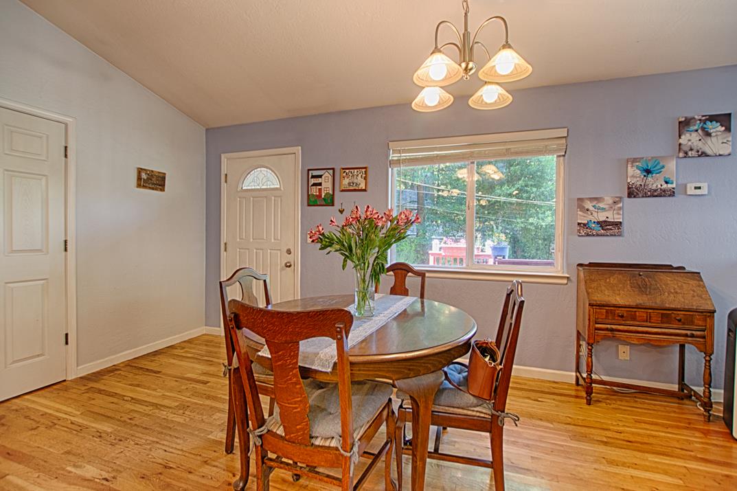 Detail Gallery Image 12 of 33 For 1151 Lakeside Dr, Felton,  CA 95018 - 2 Beds | 2 Baths
