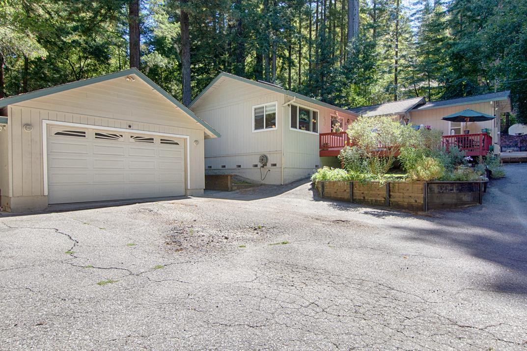 Detail Gallery Image 4 of 33 For 1151 Lakeside Dr, Felton,  CA 95018 - 2 Beds | 2 Baths