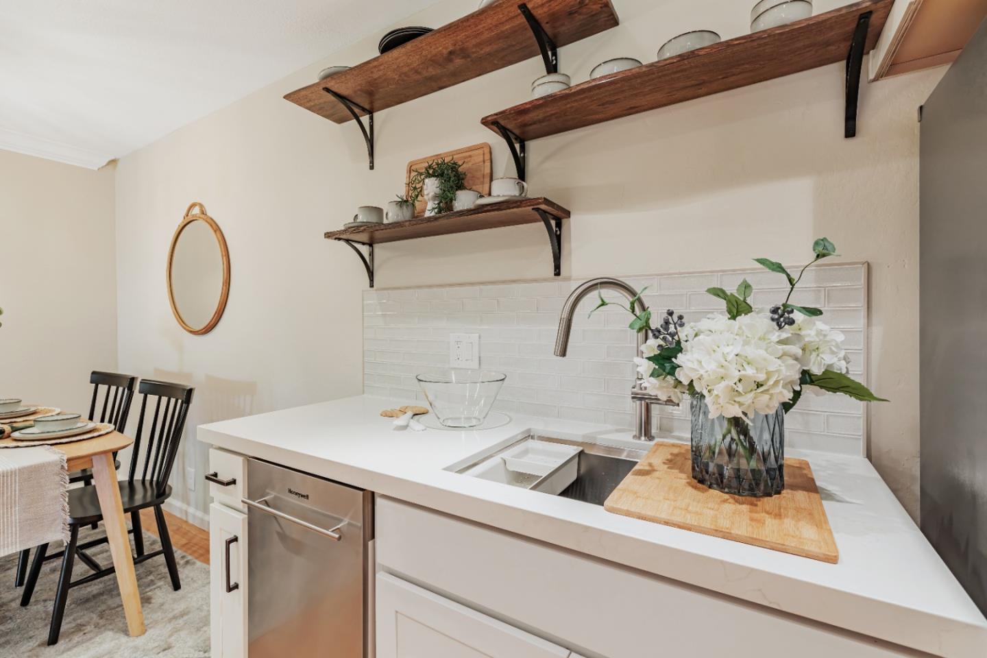 Detail Gallery Image 12 of 35 For 1210 Golden Oaks Ln, Monterey,  CA 93940 - 2 Beds | 2 Baths