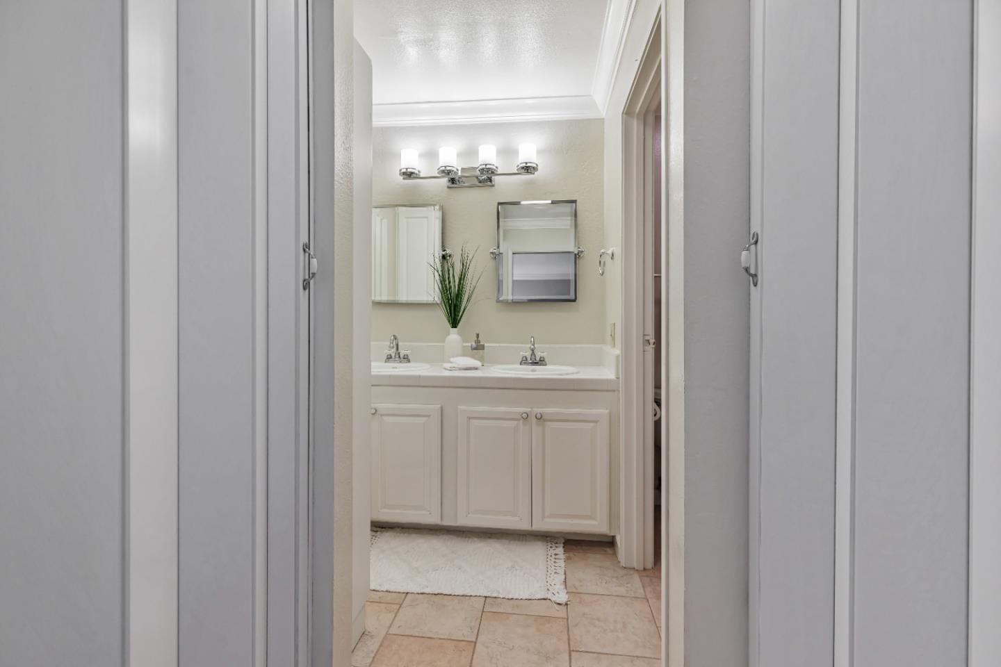 Detail Gallery Image 25 of 35 For 1210 Golden Oaks Ln, Monterey,  CA 93940 - 2 Beds | 2 Baths