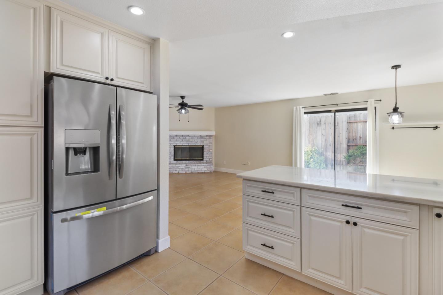 Detail Gallery Image 11 of 36 For 382 Sawtell Rd, Roseville,  CA 95678 - 4 Beds | 3 Baths