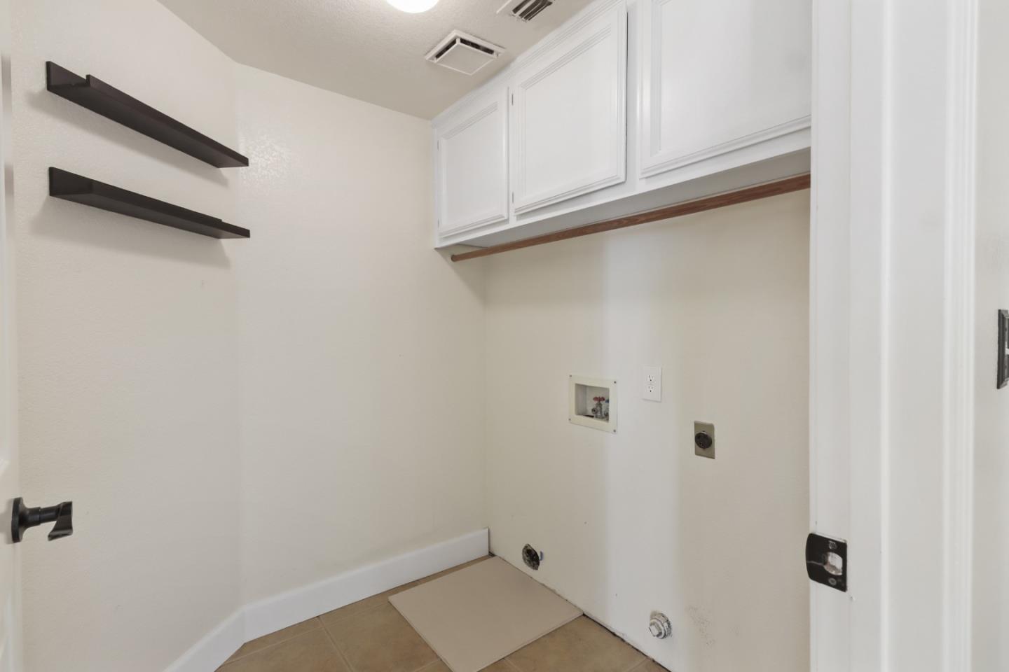 Detail Gallery Image 18 of 36 For 382 Sawtell Rd, Roseville,  CA 95678 - 4 Beds | 3 Baths