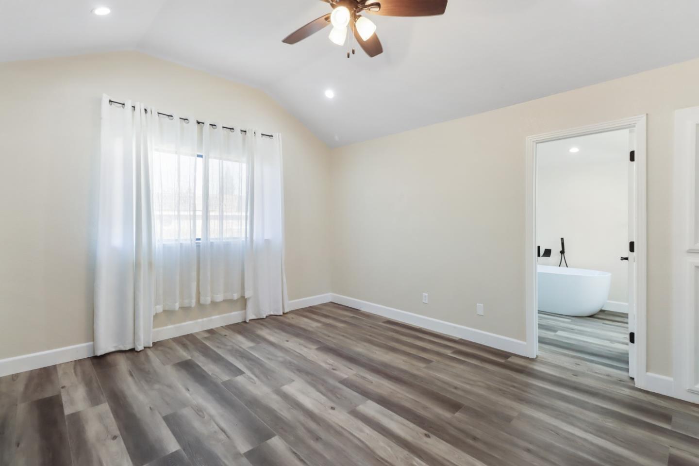 Detail Gallery Image 20 of 36 For 382 Sawtell Rd, Roseville,  CA 95678 - 4 Beds | 3 Baths