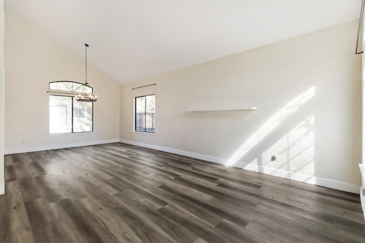 Detail Gallery Image 3 of 36 For 382 Sawtell Rd, Roseville,  CA 95678 - 4 Beds | 3 Baths