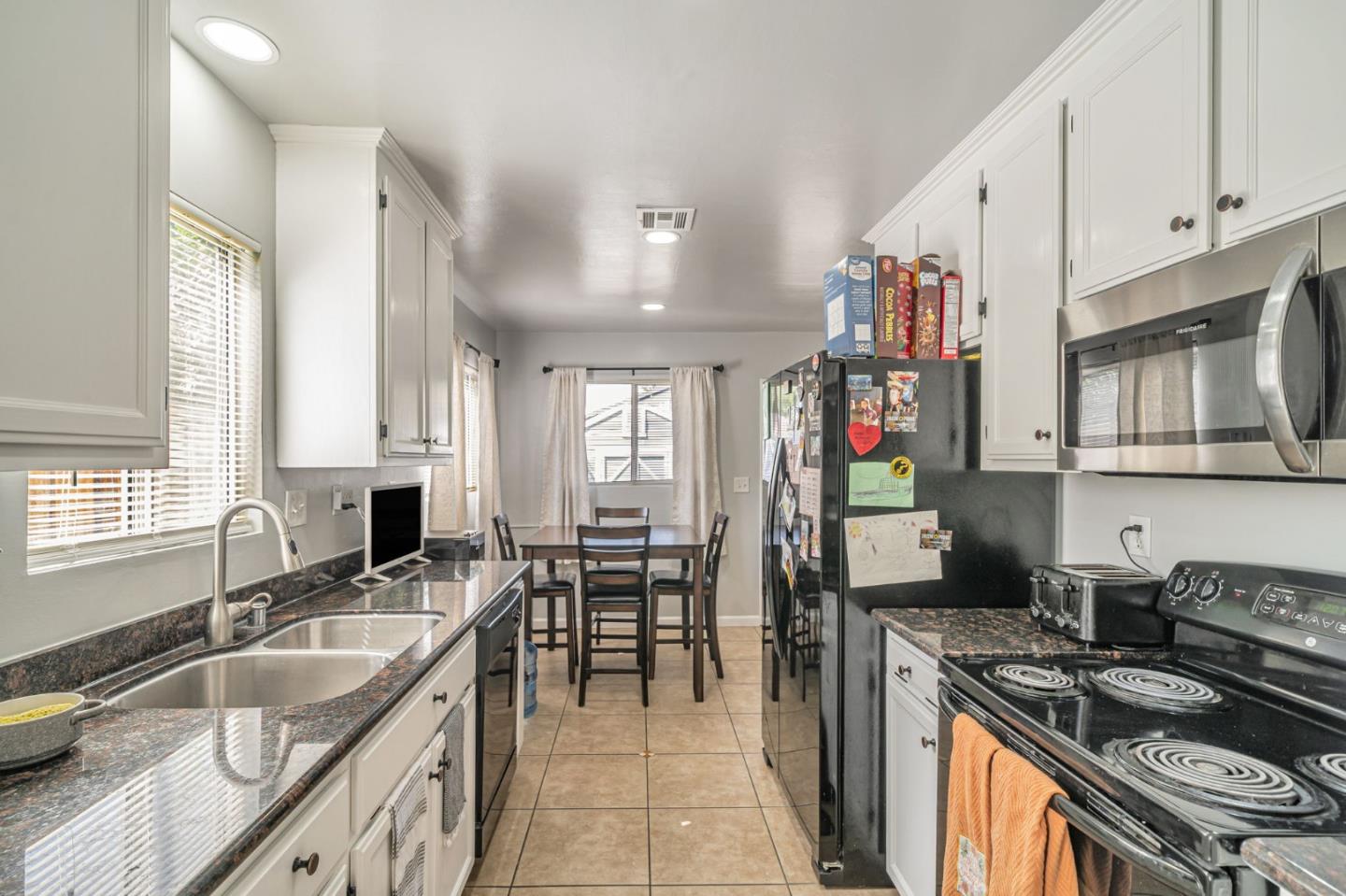 Detail Gallery Image 10 of 52 For 1561 Bessie Ave, Tracy,  CA 95376 - 3 Beds | 1 Baths