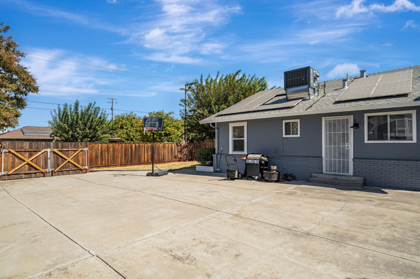 Detail Gallery Image 33 of 52 For 1561 Bessie Ave, Tracy,  CA 95376 - 3 Beds | 1 Baths