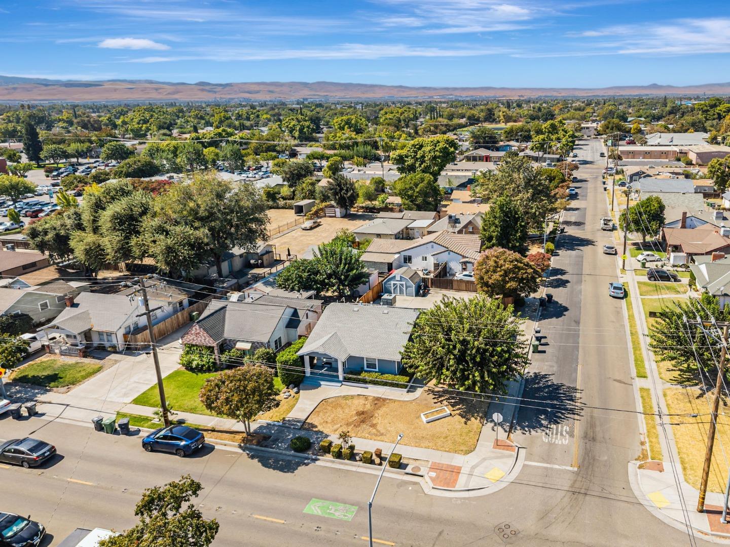 Detail Gallery Image 38 of 52 For 1561 Bessie Ave, Tracy,  CA 95376 - 3 Beds | 1 Baths