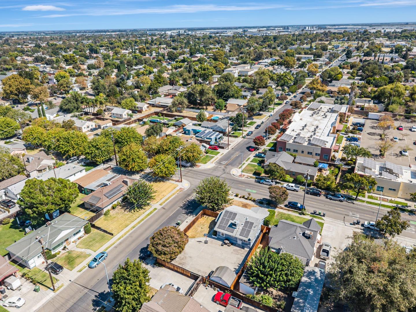 Detail Gallery Image 51 of 52 For 1561 Bessie Ave, Tracy,  CA 95376 - 3 Beds | 1 Baths