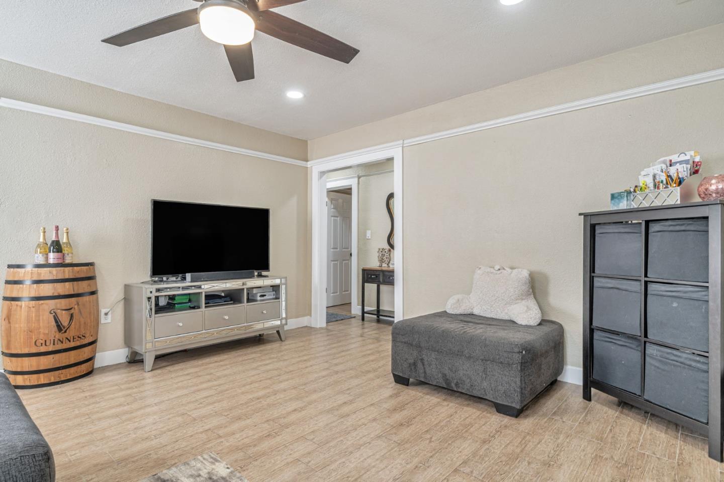 Detail Gallery Image 9 of 52 For 1561 Bessie Ave, Tracy,  CA 95376 - 3 Beds | 1 Baths