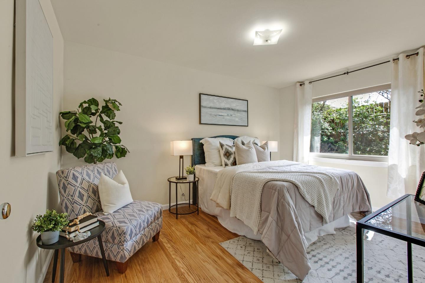 Detail Gallery Image 10 of 19 For 517 Zita Dr, South San Francisco,  CA 94080 - 3 Beds | 2 Baths