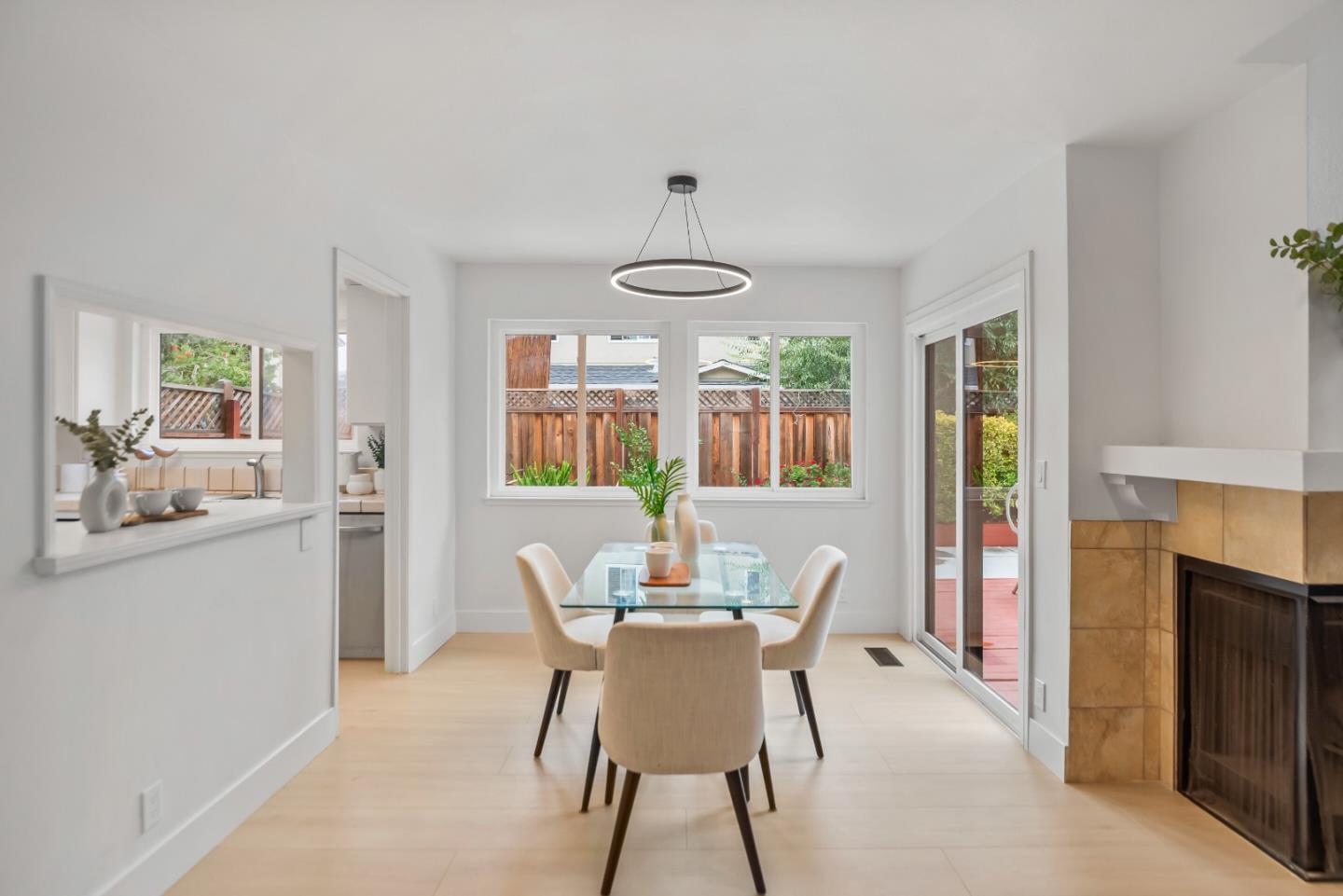 Detail Gallery Image 13 of 38 For 2616 Sierra Village Ct, San Jose,  CA 95132 - 2 Beds | 2/1 Baths