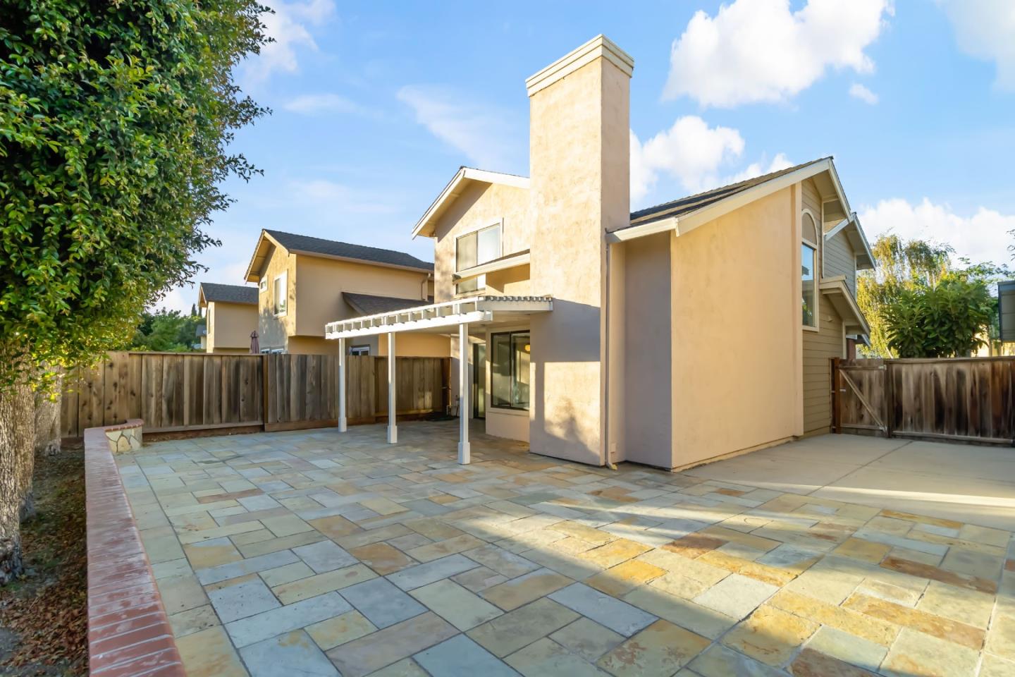 Detail Gallery Image 11 of 67 For 37993 Ponderosa Ter, Fremont,  CA 94536 - 3 Beds | 2/1 Baths