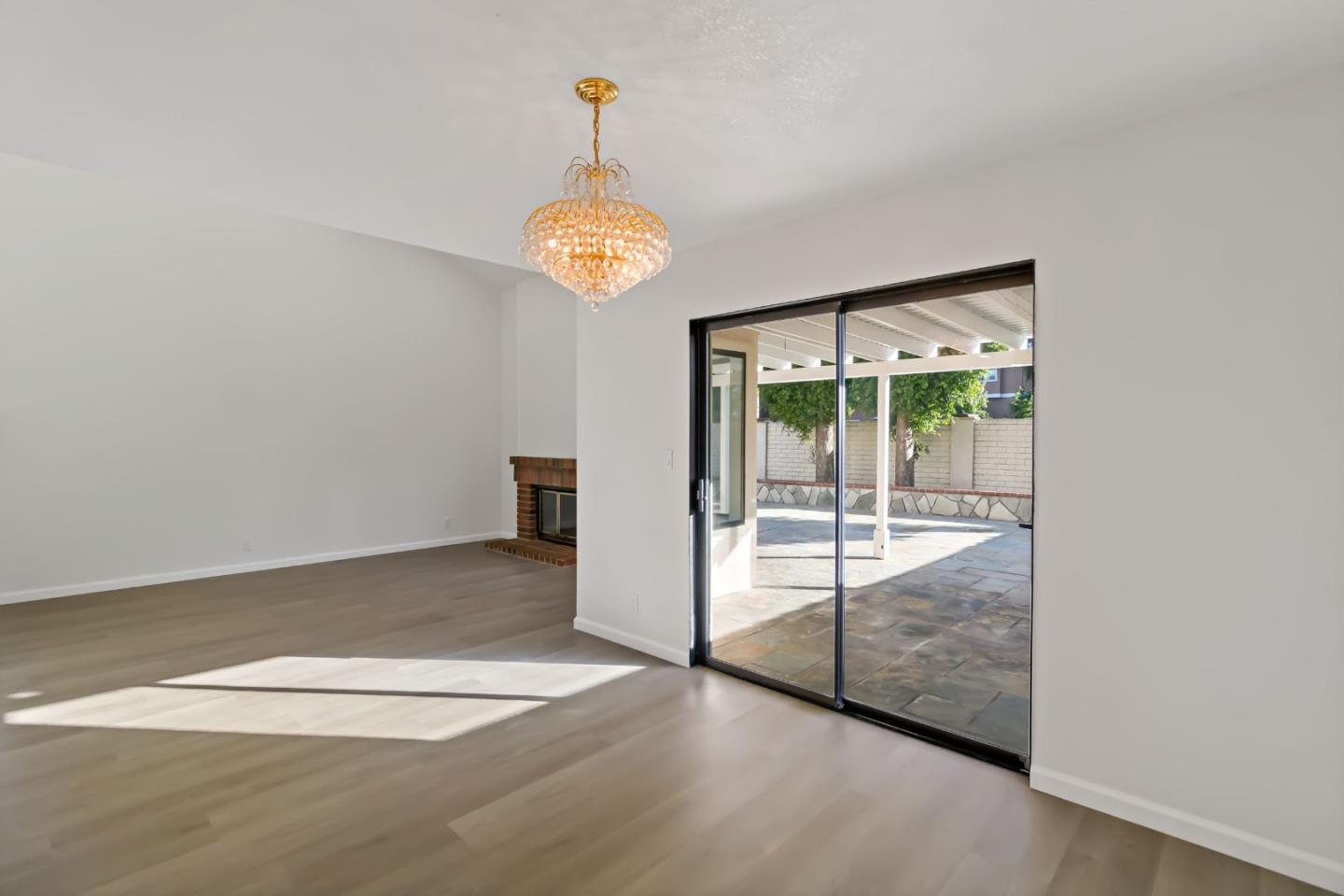 Detail Gallery Image 12 of 67 For 37993 Ponderosa Ter, Fremont,  CA 94536 - 3 Beds | 2/1 Baths