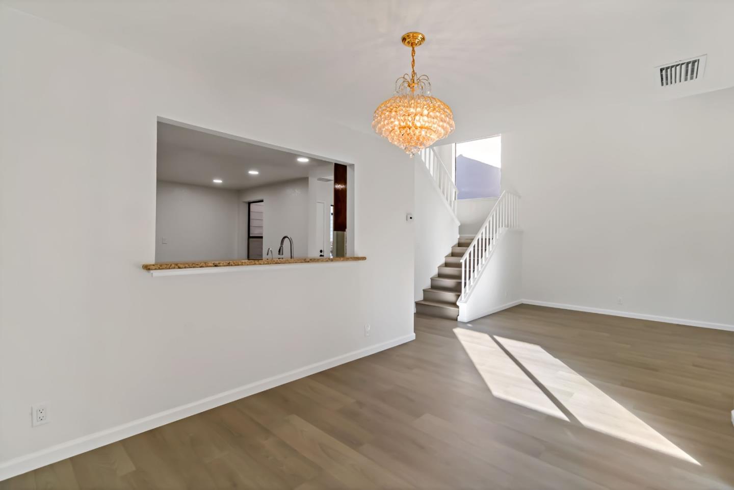 Detail Gallery Image 17 of 67 For 37993 Ponderosa Ter, Fremont,  CA 94536 - 3 Beds | 2/1 Baths