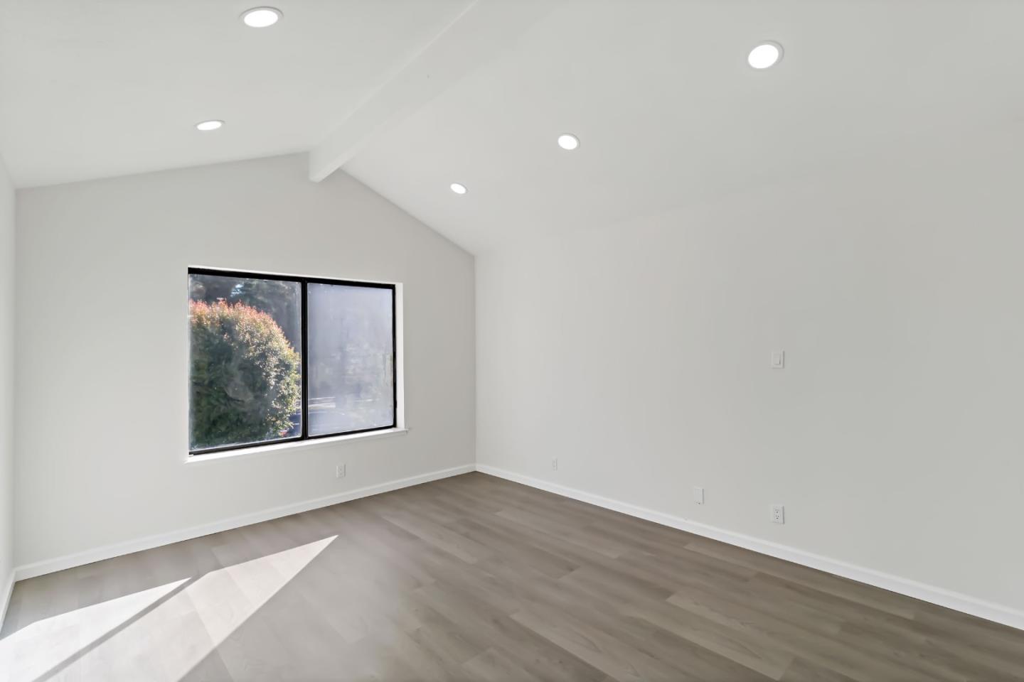 Detail Gallery Image 33 of 67 For 37993 Ponderosa Ter, Fremont,  CA 94536 - 3 Beds | 2/1 Baths