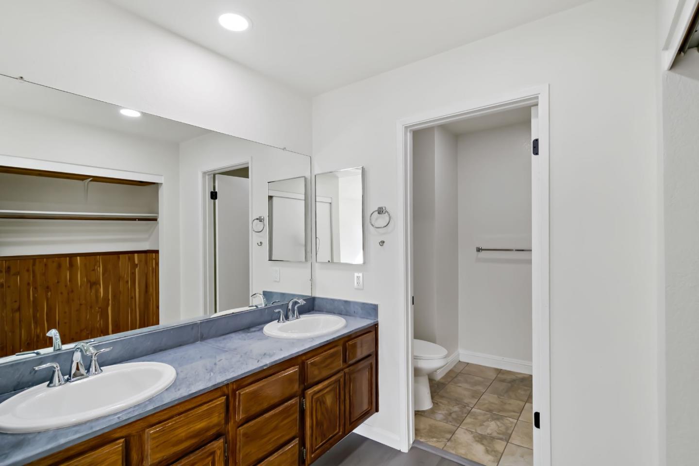 Detail Gallery Image 39 of 67 For 37993 Ponderosa Ter, Fremont,  CA 94536 - 3 Beds | 2/1 Baths