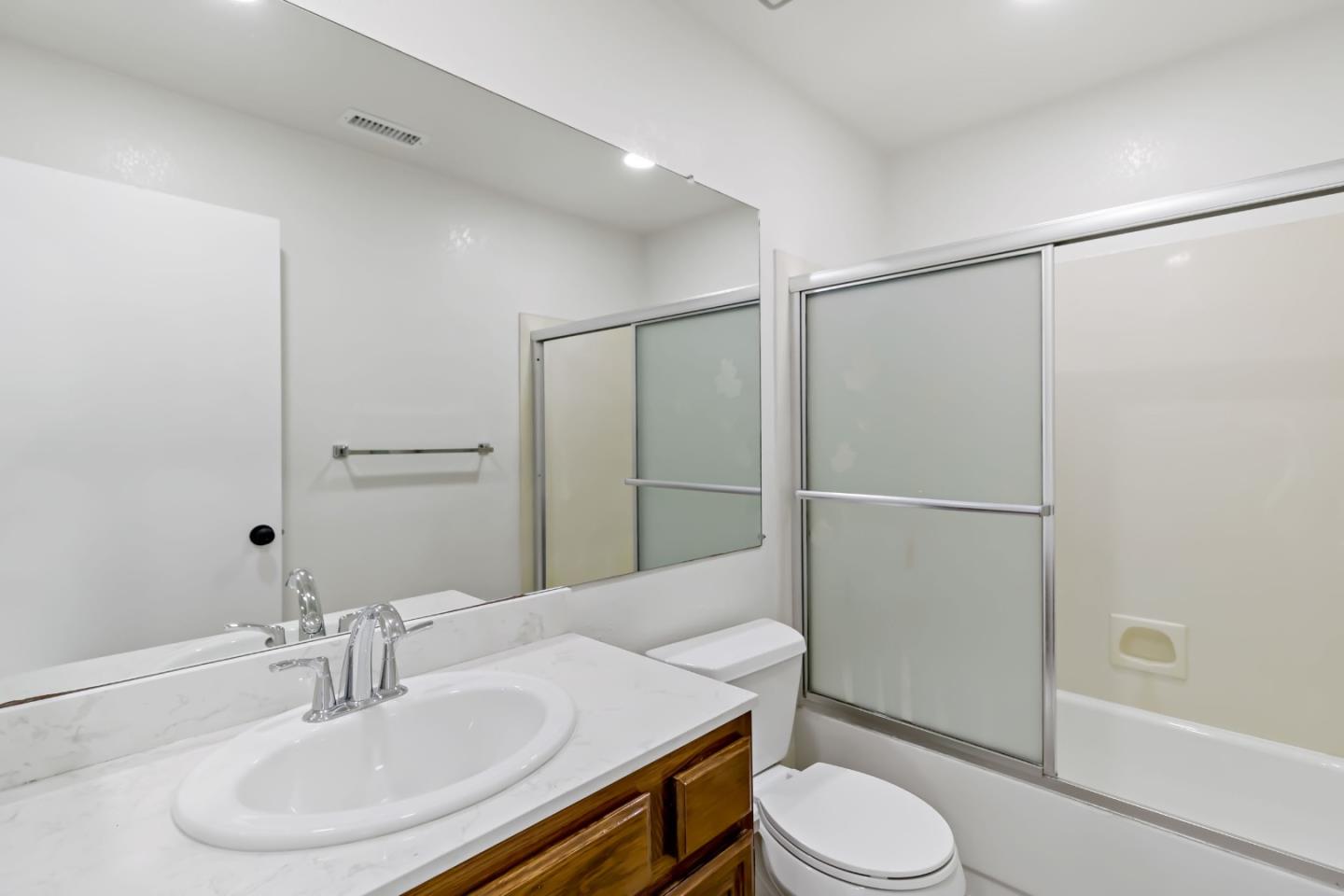 Detail Gallery Image 45 of 67 For 37993 Ponderosa Ter, Fremont,  CA 94536 - 3 Beds | 2/1 Baths