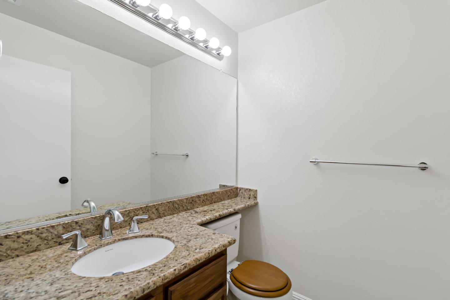 Detail Gallery Image 50 of 67 For 37993 Ponderosa Ter, Fremont,  CA 94536 - 3 Beds | 2/1 Baths