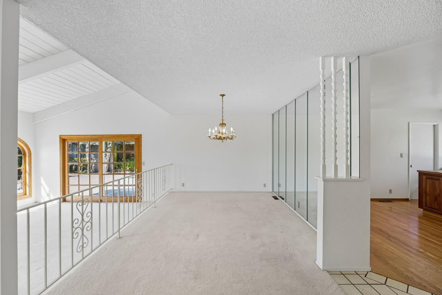 Detail Gallery Image 11 of 46 For 213 Waugh Ave, Santa Cruz,  CA 95065 - 3 Beds | 2 Baths