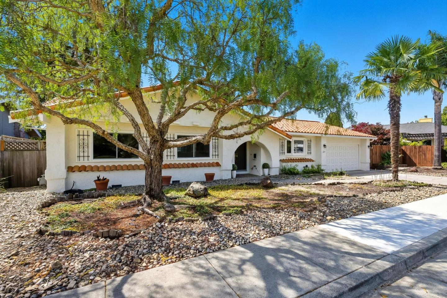 Detail Gallery Image 41 of 46 For 213 Waugh Ave, Santa Cruz,  CA 95065 - 3 Beds | 2 Baths