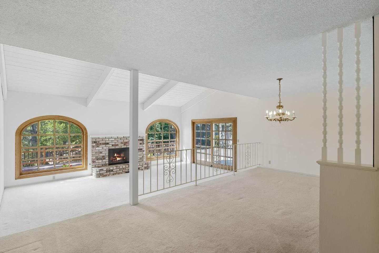 Detail Gallery Image 5 of 46 For 213 Waugh Ave, Santa Cruz,  CA 95065 - 3 Beds | 2 Baths