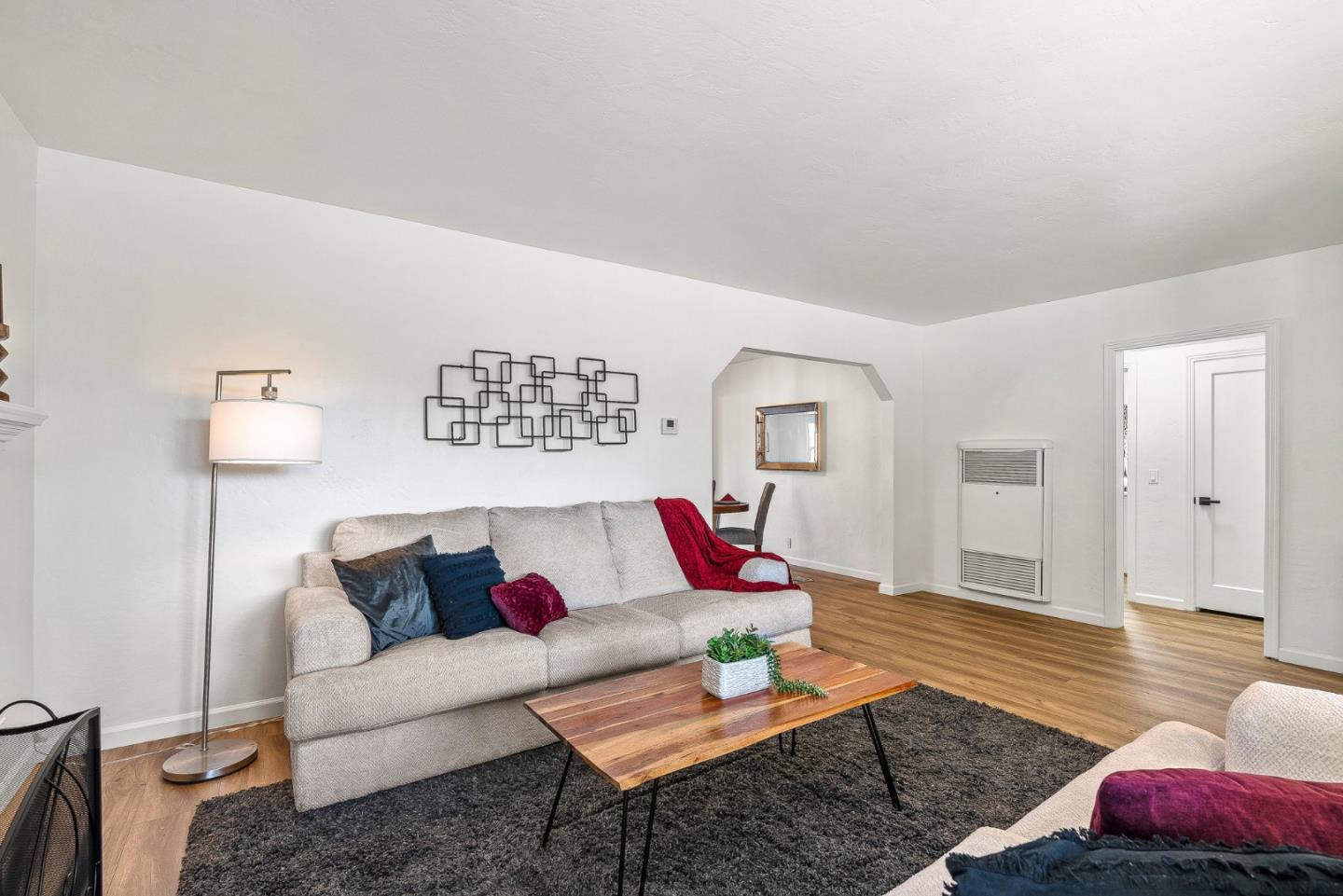 Detail Gallery Image 10 of 41 For 1226 Monroe St, Salinas,  CA 93906 - 3 Beds | 1/1 Baths