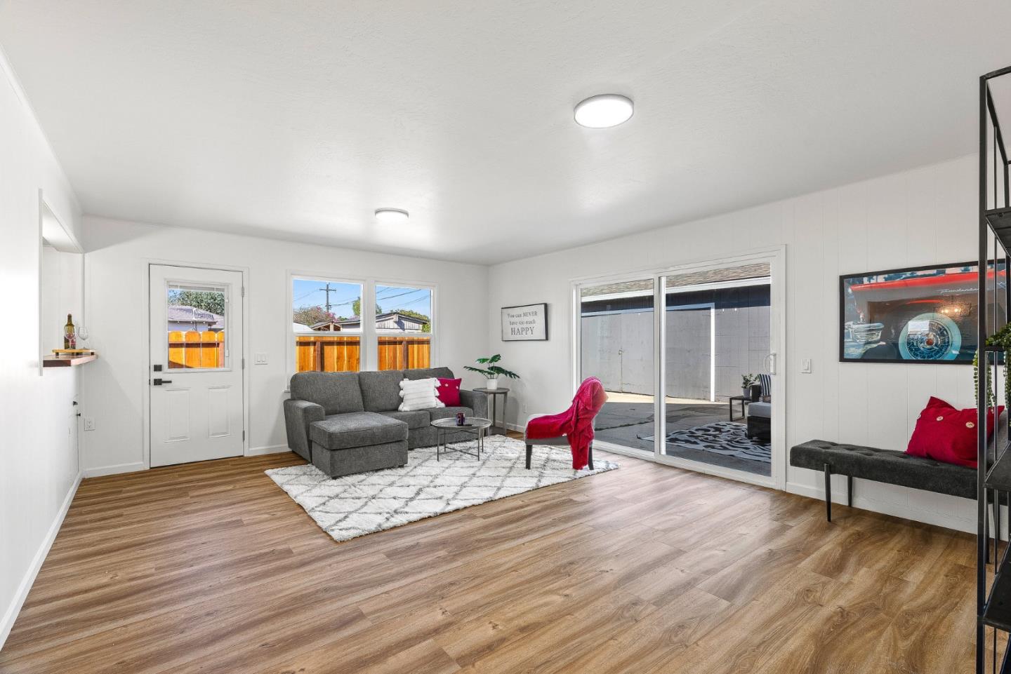 Detail Gallery Image 5 of 41 For 1226 Monroe St, Salinas,  CA 93906 - 3 Beds | 1/1 Baths