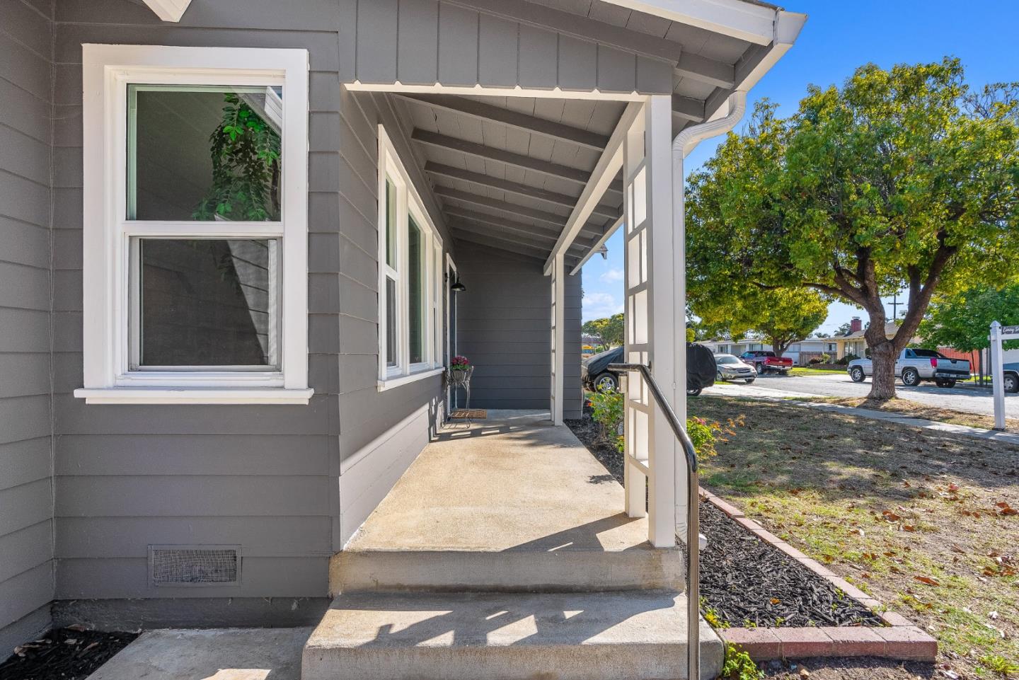 Detail Gallery Image 7 of 41 For 1226 Monroe St, Salinas,  CA 93906 - 3 Beds | 1/1 Baths