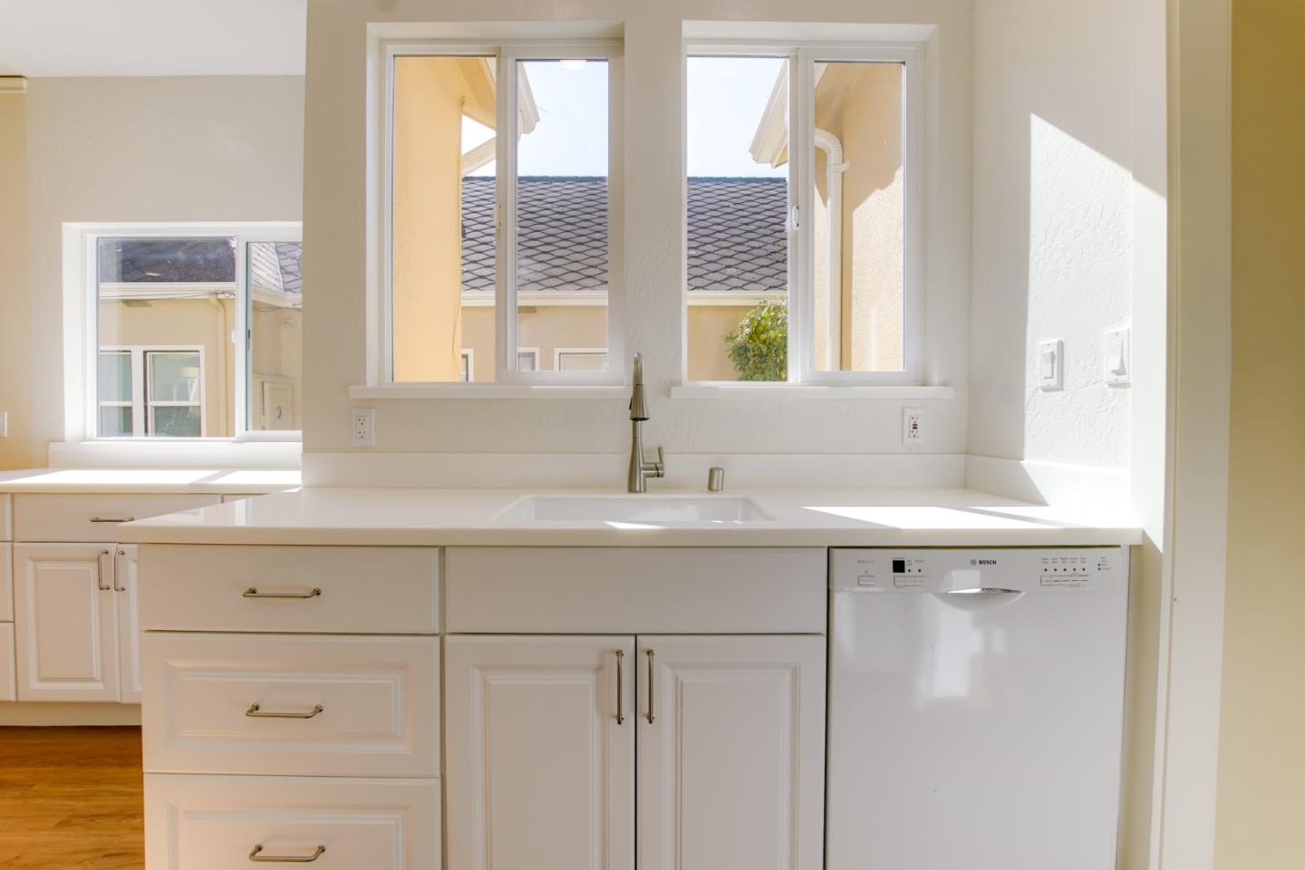 Detail Gallery Image 15 of 46 For 631 S 14th St, San Jose,  CA 95112 - 3 Beds | 2/1 Baths