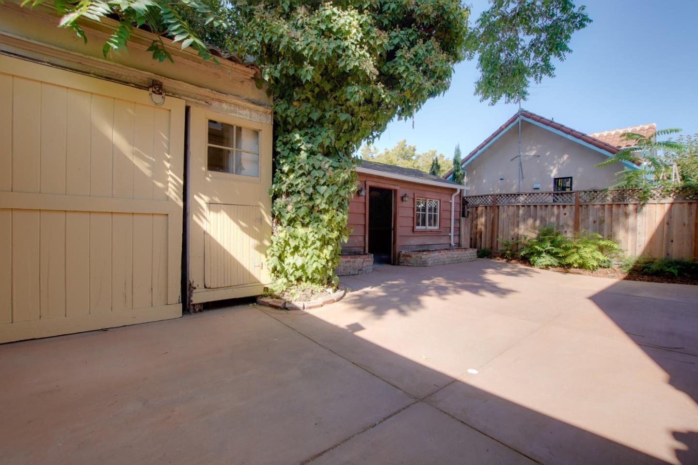 Detail Gallery Image 36 of 46 For 631 S 14th St, San Jose,  CA 95112 - 3 Beds | 2/1 Baths