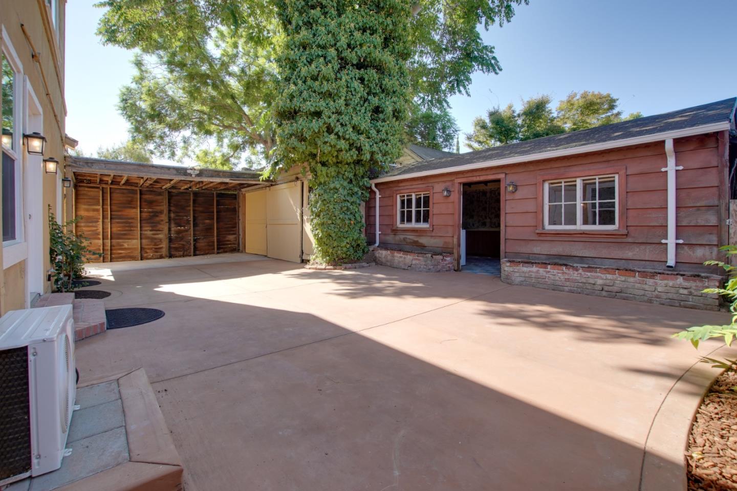 Detail Gallery Image 37 of 46 For 631 S 14th St, San Jose,  CA 95112 - 3 Beds | 2/1 Baths